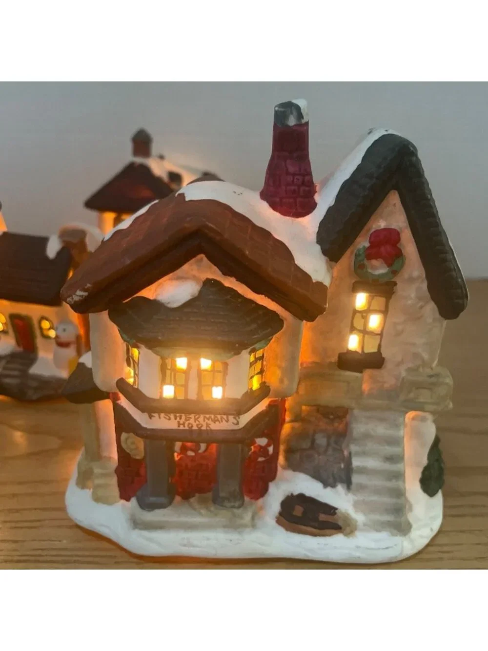 Vtg Holiday Traditions 3 Pc Lighted Christmas Village Set Hand Painted Porcelain